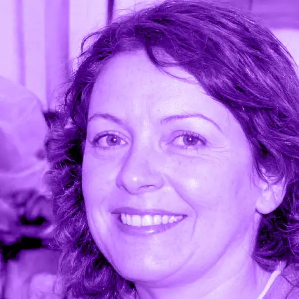 portrait hillary van-buss